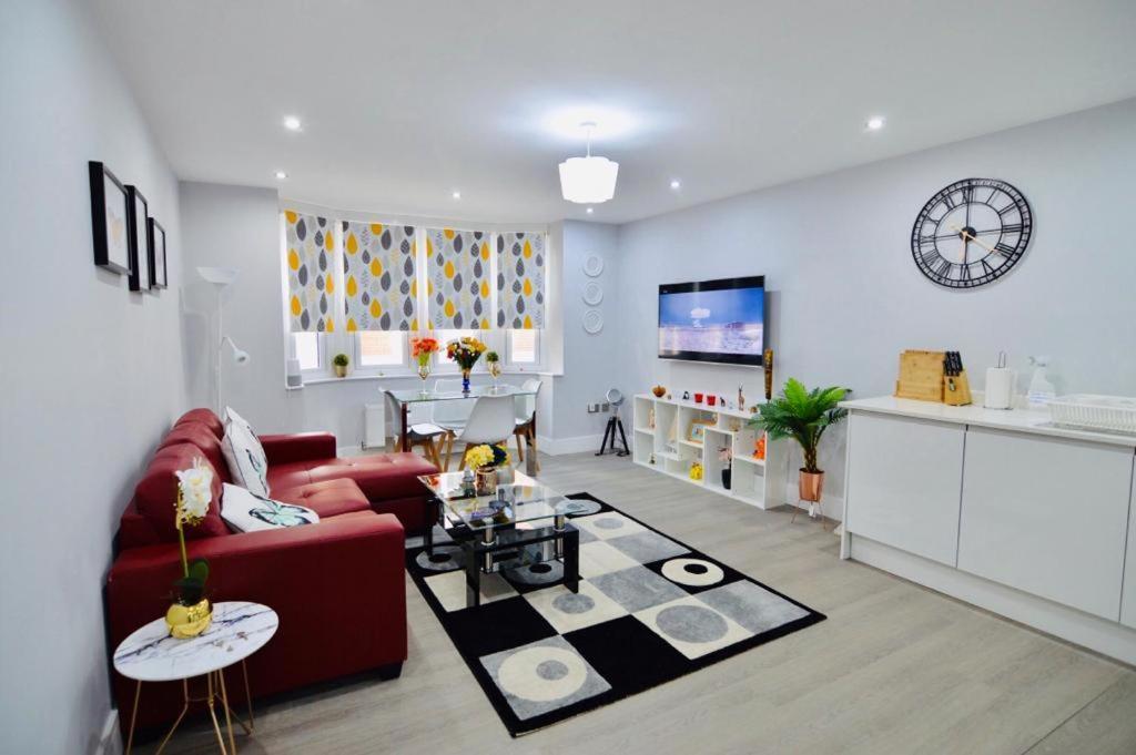 Stylish Central Self Contained Flat By Cozynest Reading Exterior foto